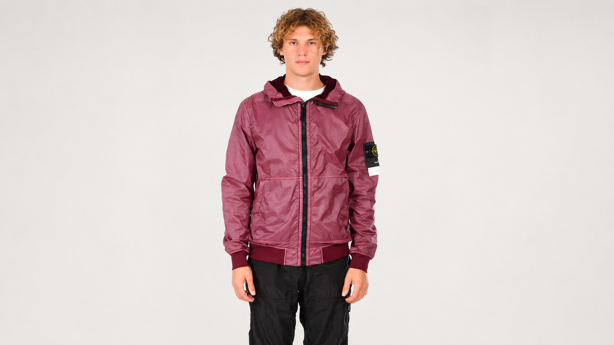 Veste Stone Island teinte en pièce (garment dyeing)