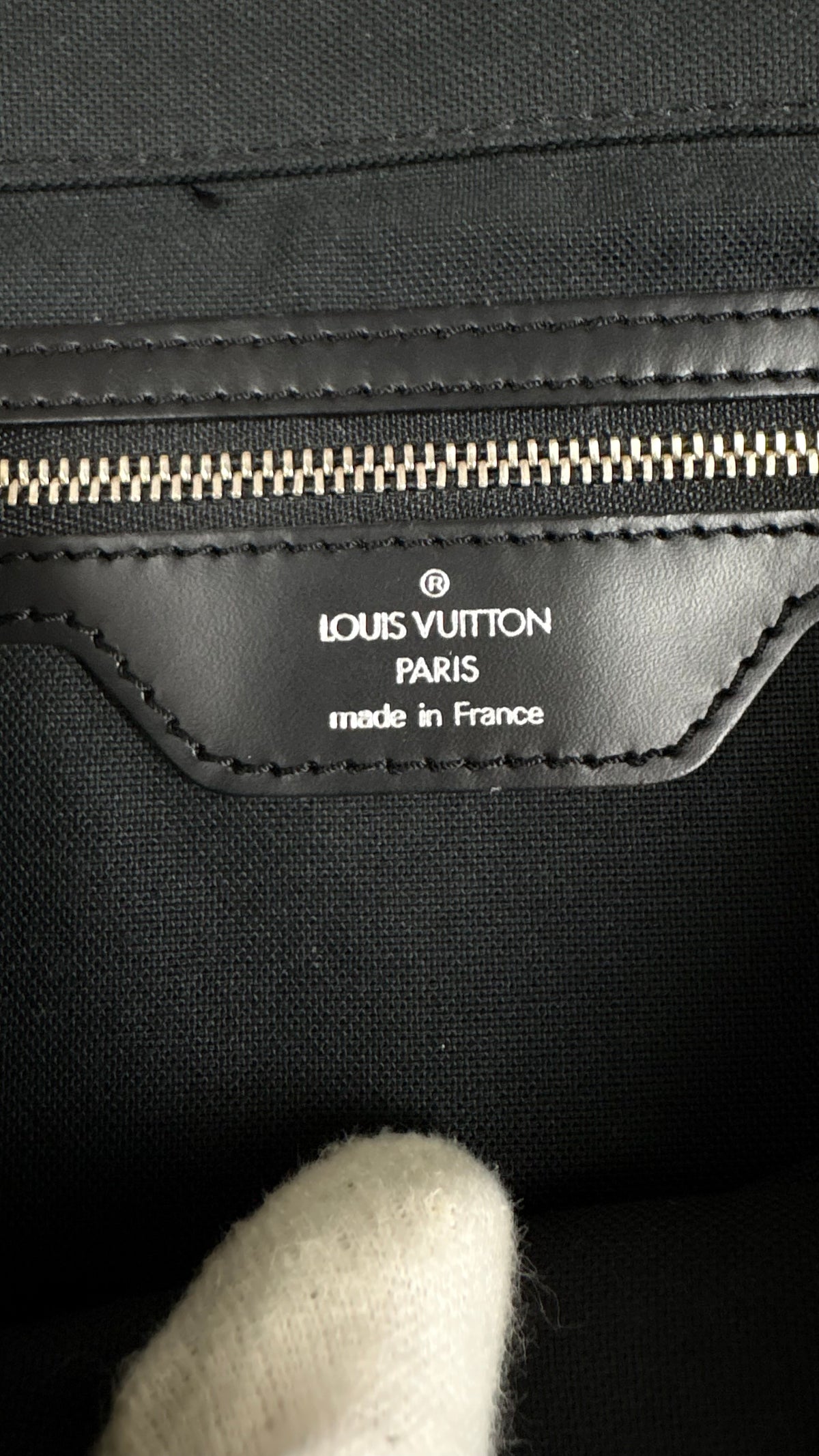 Sacoche Louis Vuitton Dersou Taïga - Noir / Vert - Taille UNI