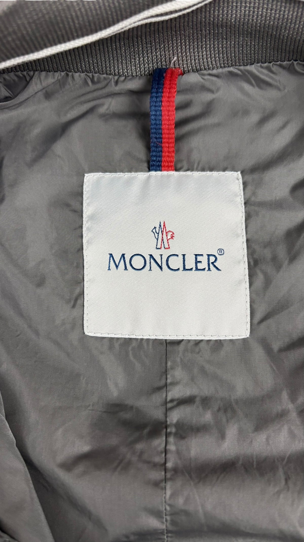 Giacca Moncler in nylon - Grigio - Taglia 4