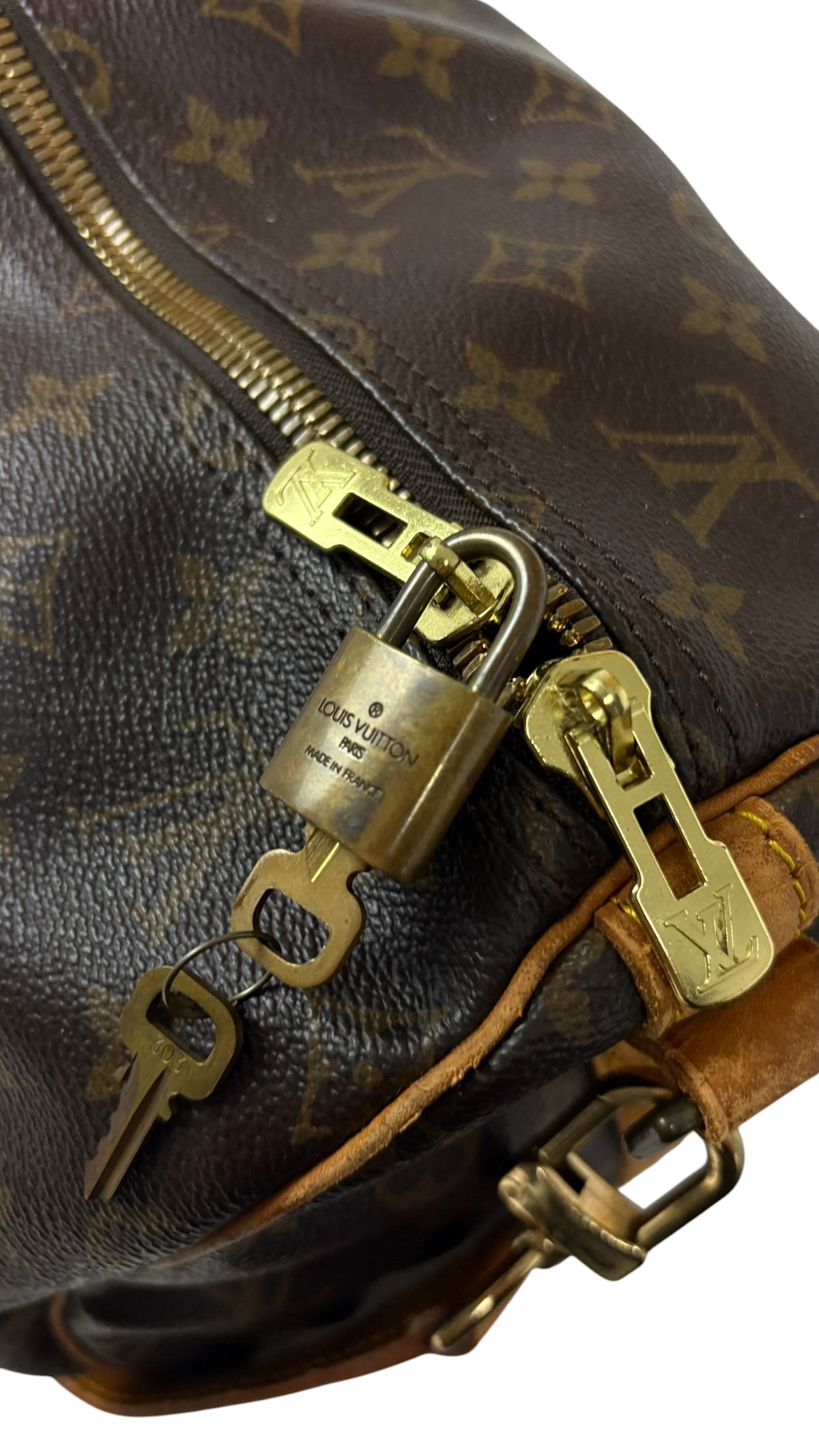 Louis Vuitton Keepall 55 Monogram Canvas Bag - Brown - VI0930