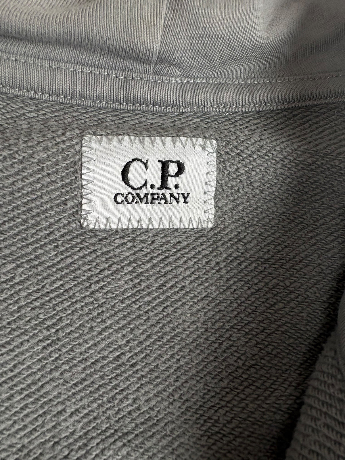 Gilet C.P Company gris taille L - Logo et étiquette