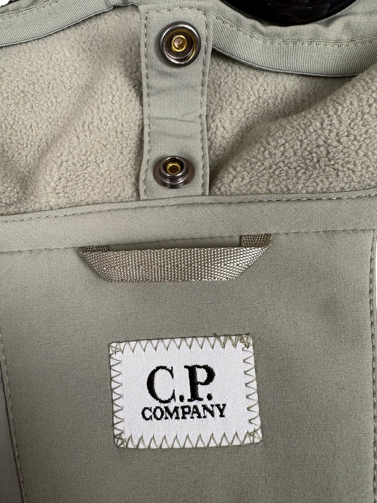Gilet C.P Company kaki clair taille 50 - Logo et étiquette