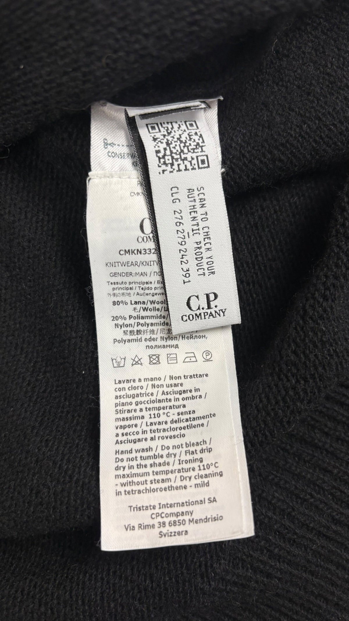 Pull C.P Company noir taille 46 - Logo et étiquette