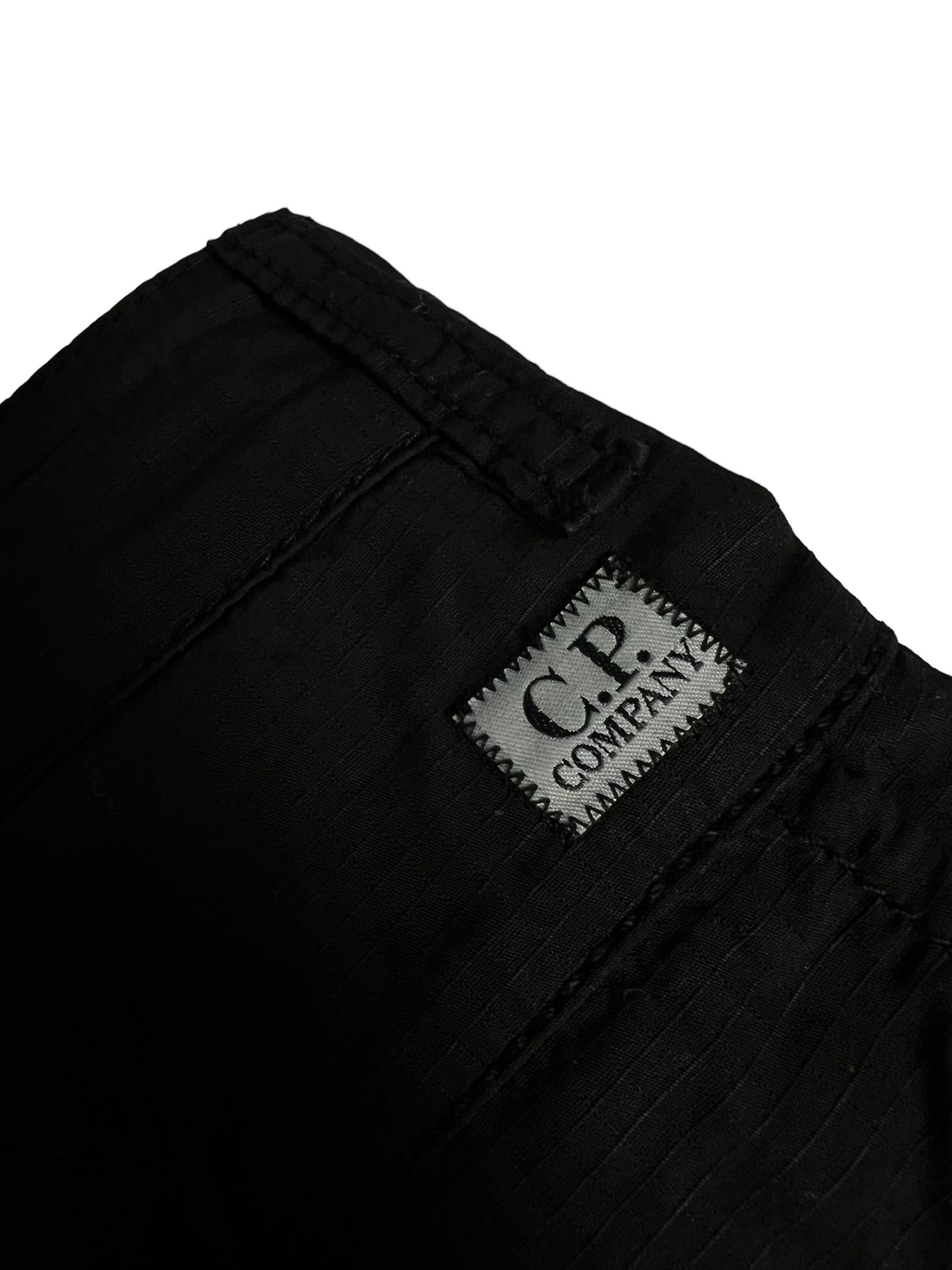 Short C.P Company noir taille M - Logo et étiquette
