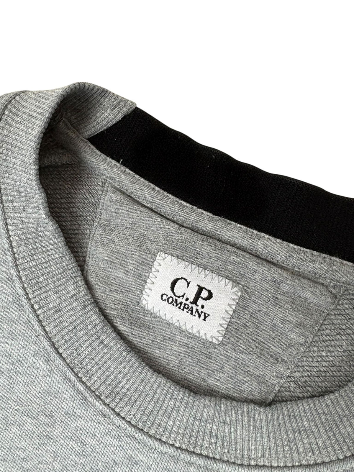 Sweat C.P Company gris taille XS - Détail