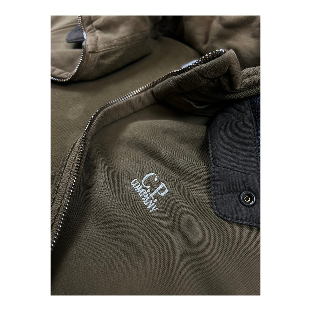 VESTE À CAPUCHE C.P COMPANY - NB08
