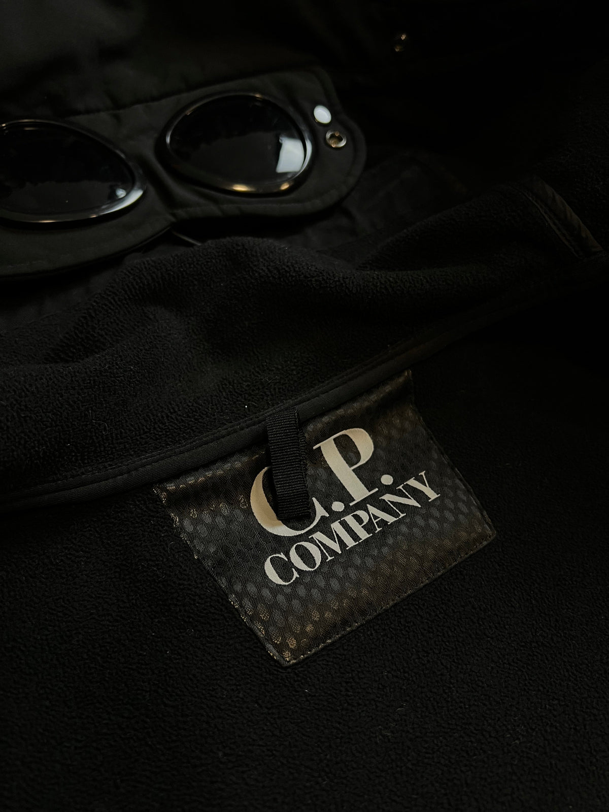 VESTE À CAPUCHE C.P COMPANY SHELL GOGGLE JACKET - NB08