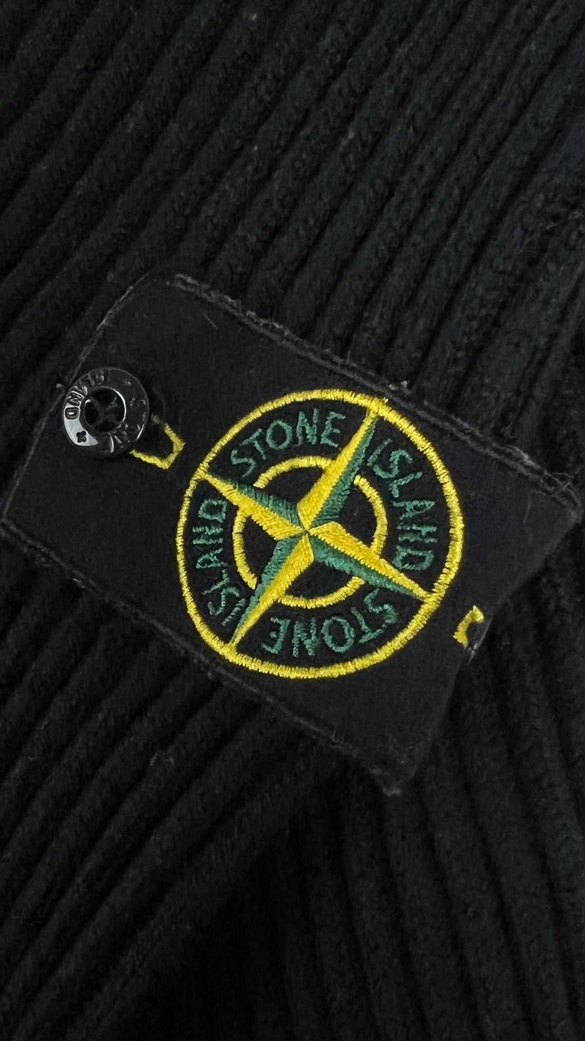 Cardigan Zippé Stone Island Vintage en Laine Côtelée noir, taille XL – photo complémentaire 2 – NB08 Shop