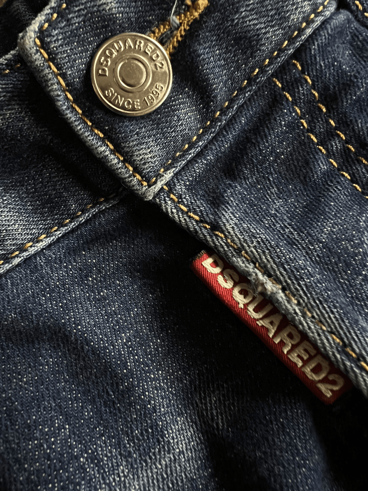 JEAN DSQUARED2 - NB08 SHOP