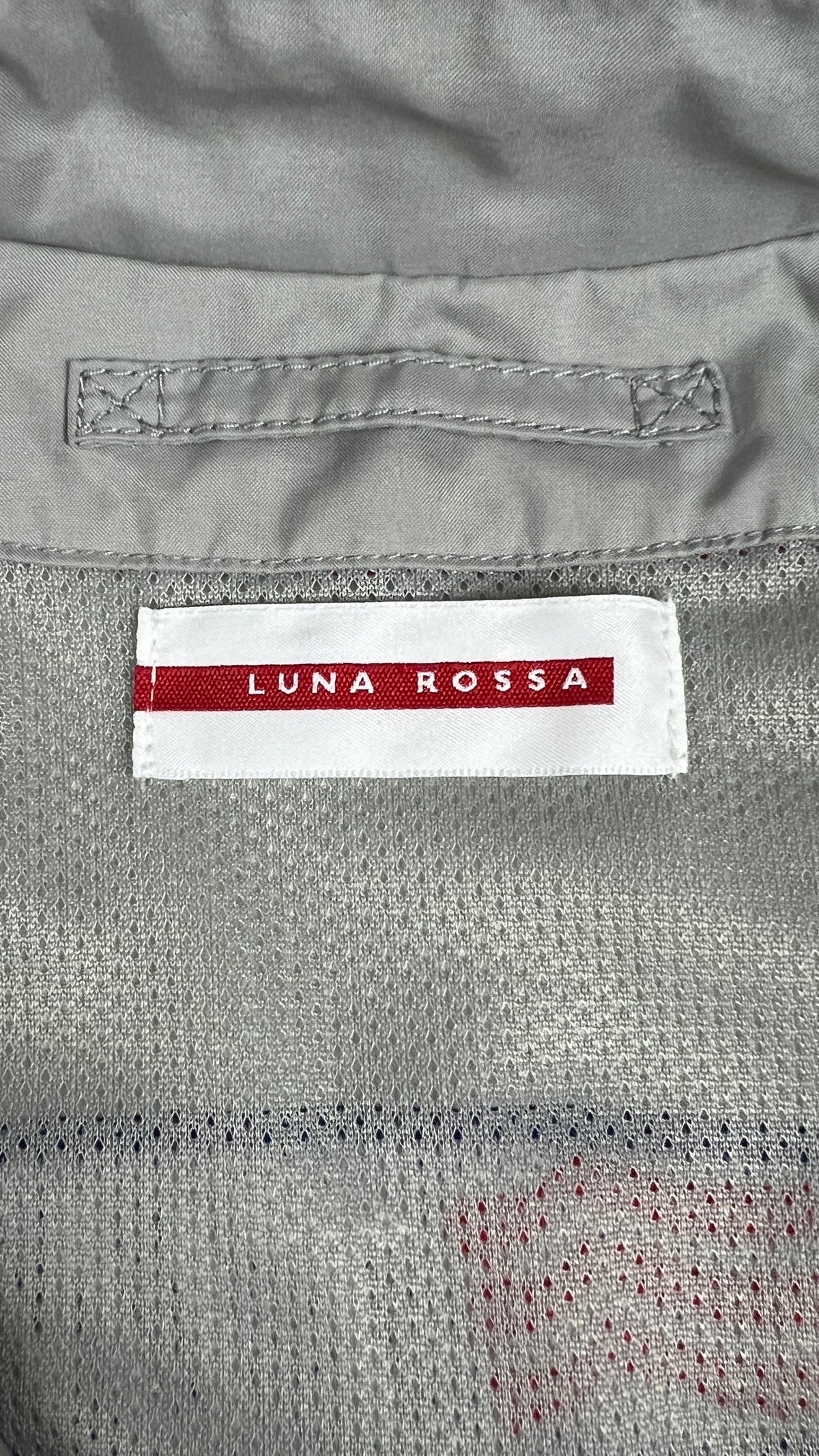 Gilet Prada Luna Rossa Vintage gris / blanc, taille 52 – photo complémentaire 1 – NB08 Shop