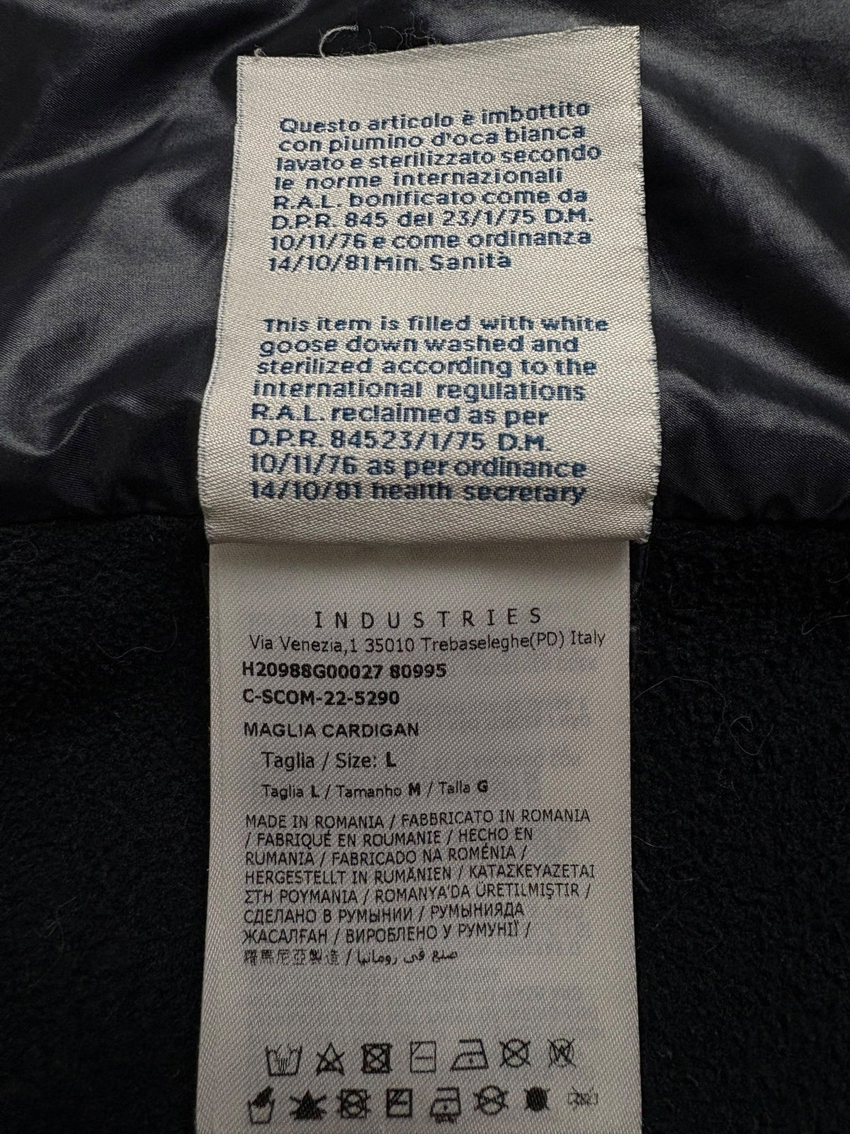 Cardigan Moncler noir taille L - Logo et étiquette