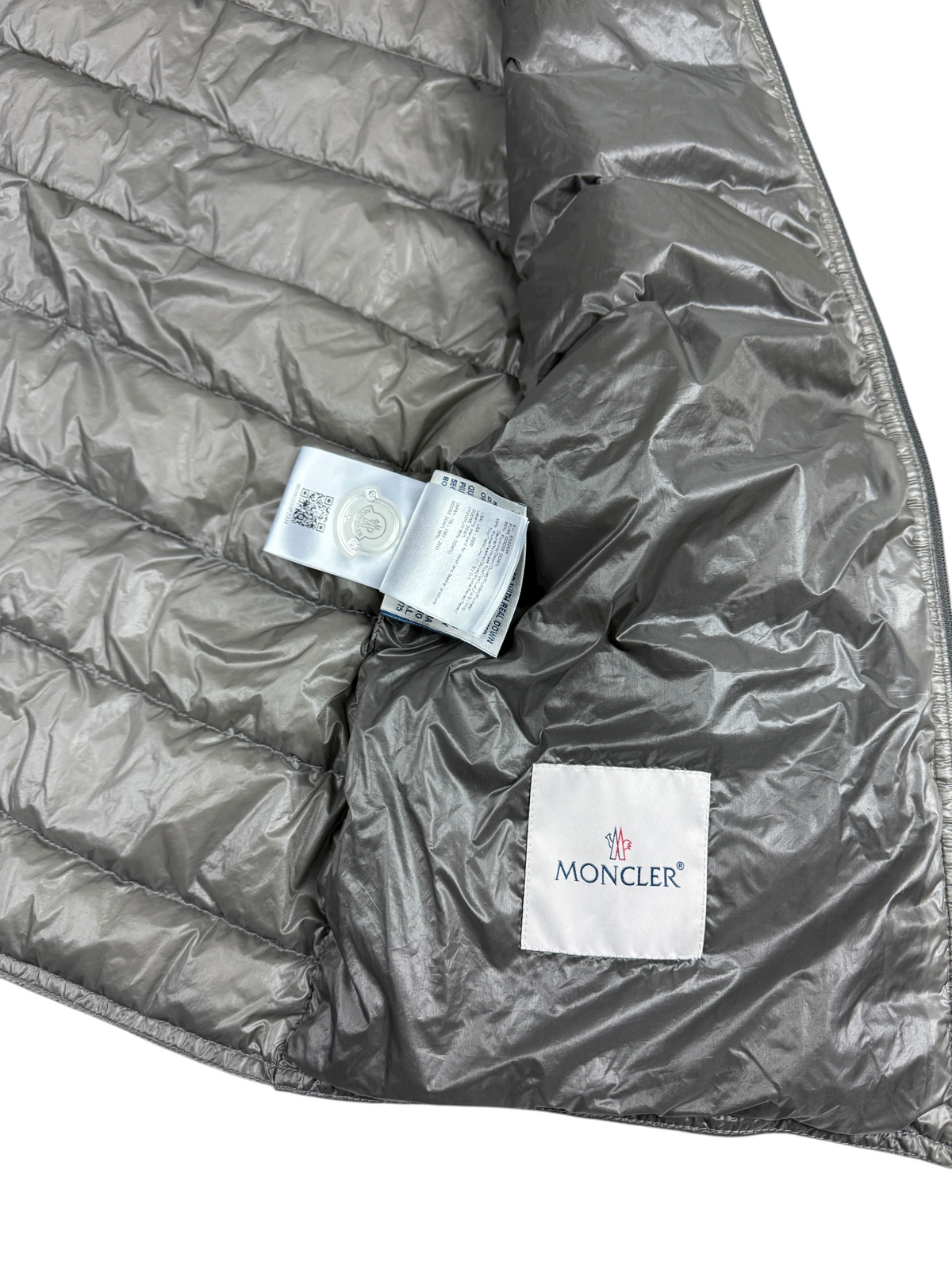 Veste Moncler gris métallisé taille 1 - Détail