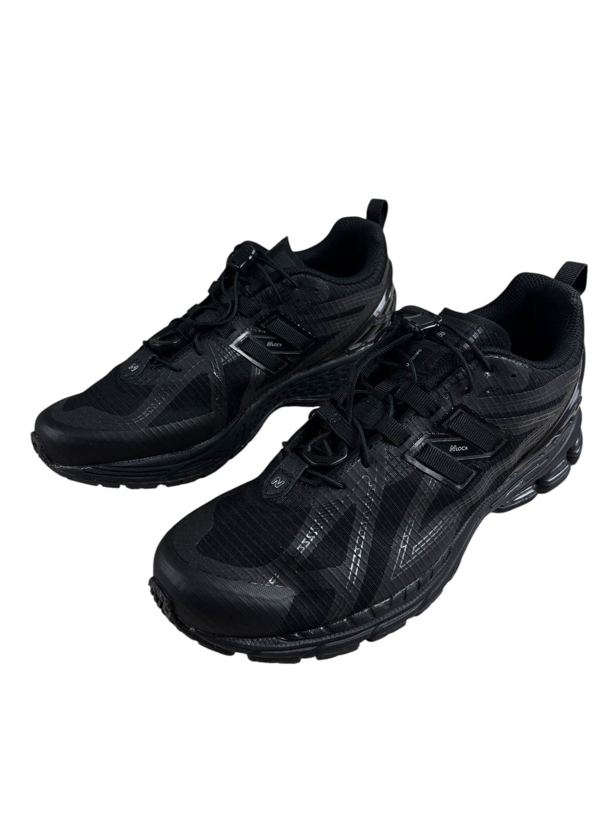 Sneakers New Balance U1906RNB noires, pointure 41 1/2 — vue de dos