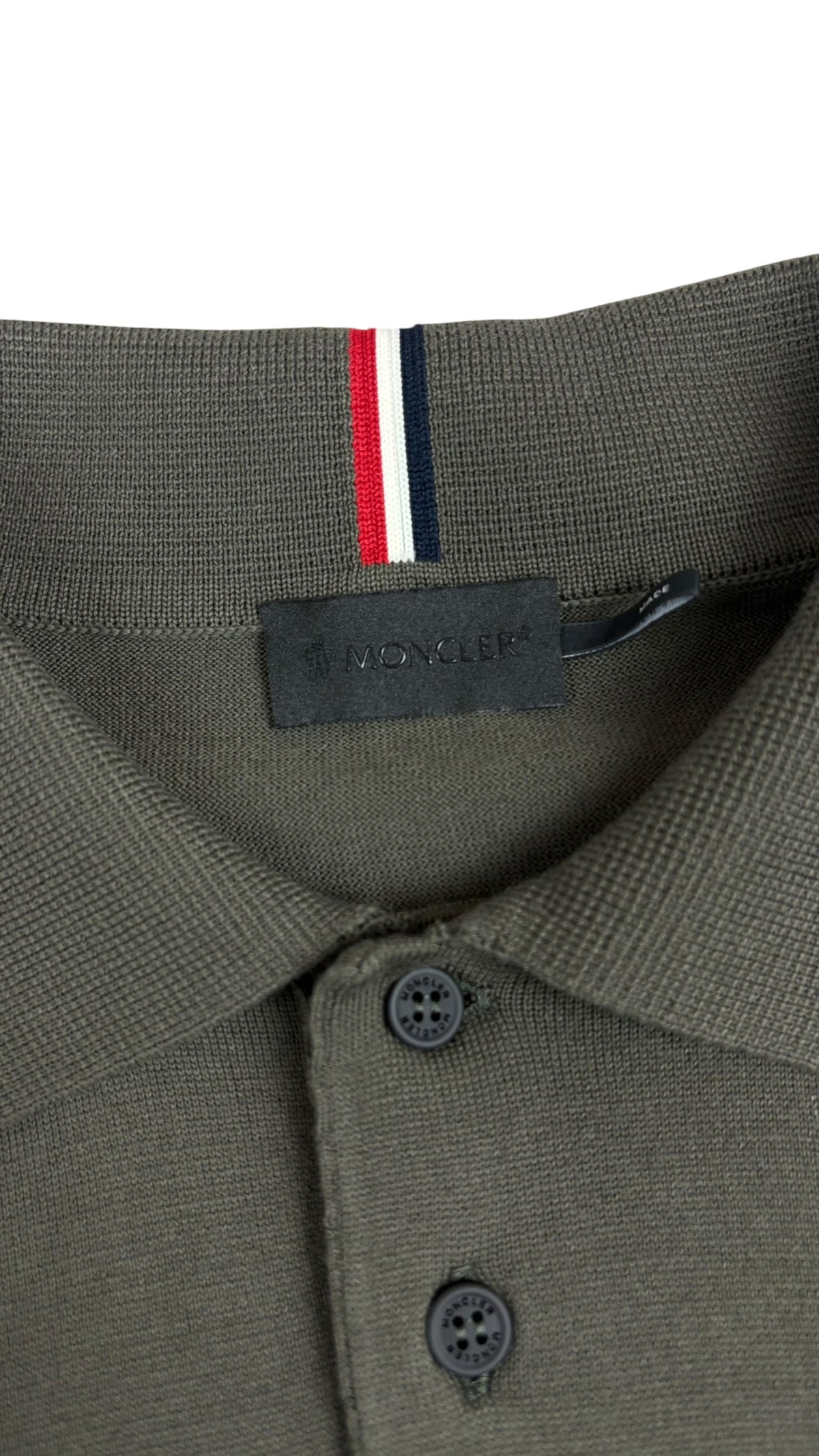 Polo Moncler kaki neuf - vue 3/4
