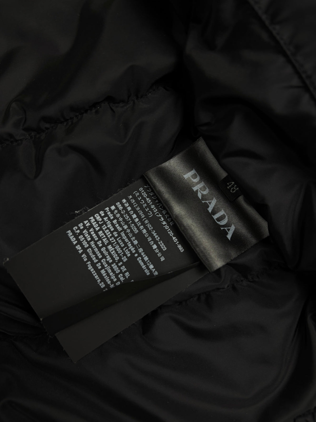Gilet Prada noir taille 48 - Vue côté
