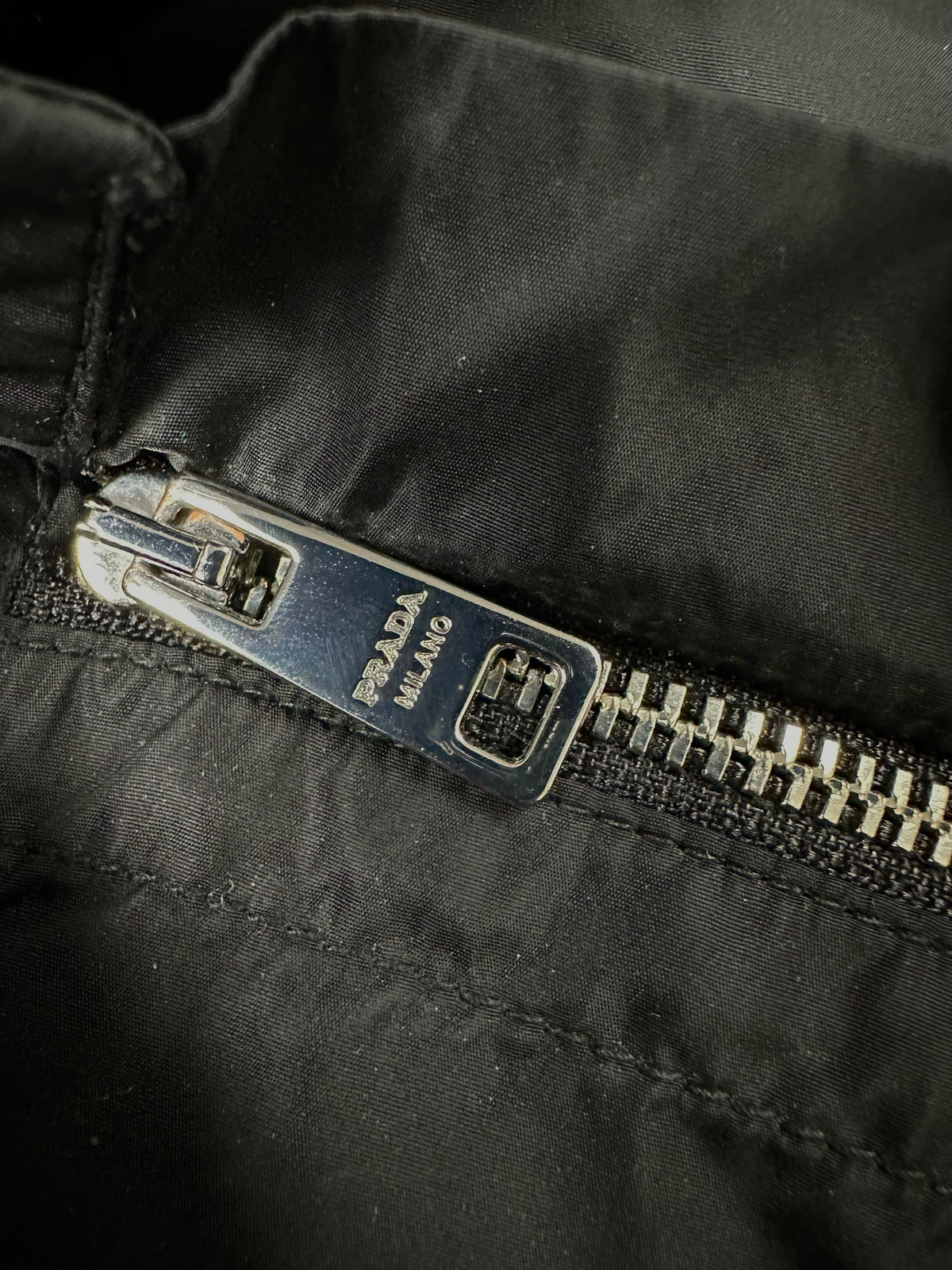 Surchemise Prada noir taille M - Vue côté
