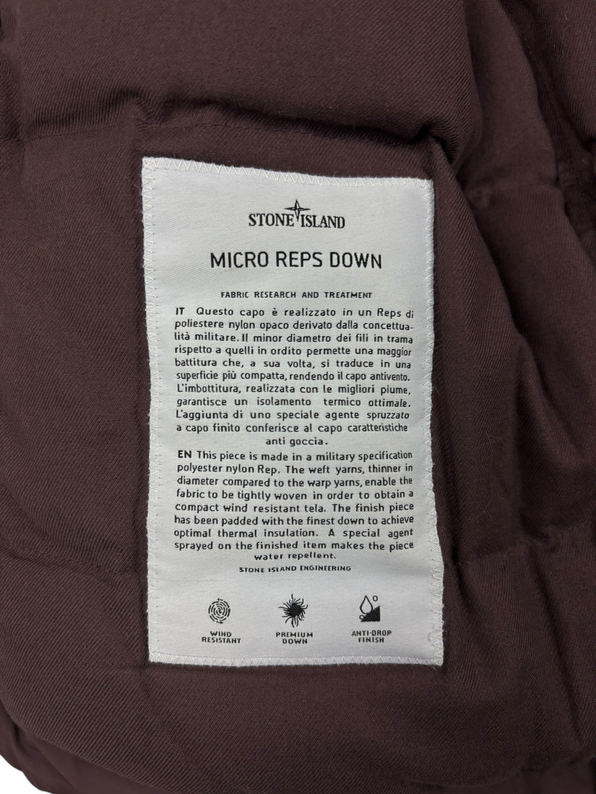 Parka Stone Island bordeaux taille L - Logo et étiquette