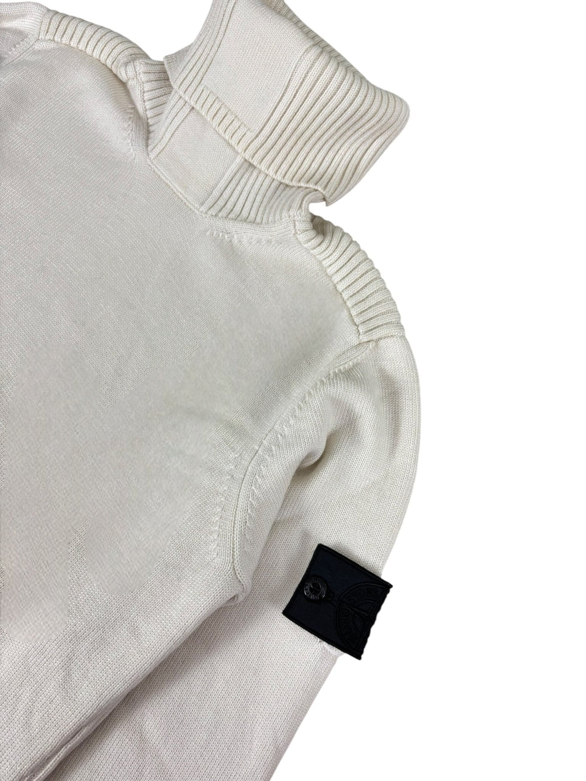 PULL STONE ISLAND SHADOW PROJECT - NB08 SHOP