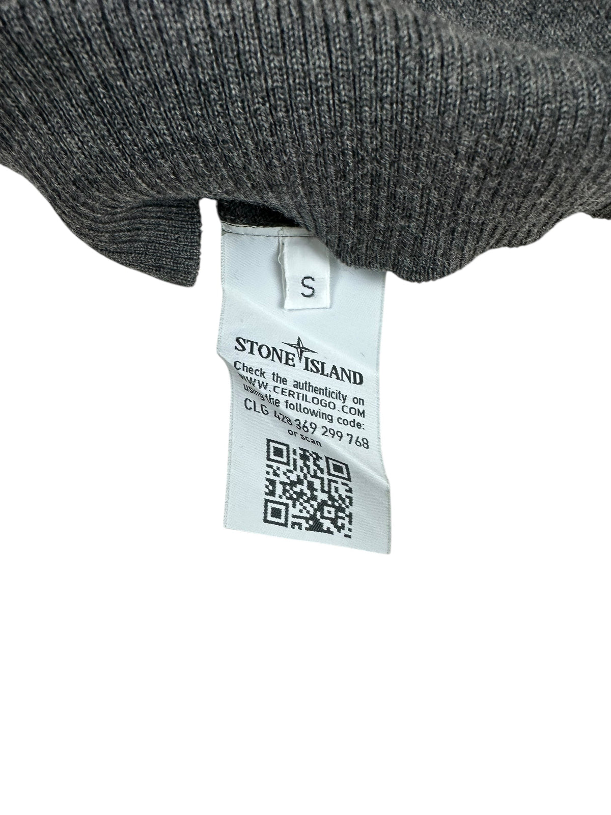Pull Stone Island gris taille S - Logo et étiquette