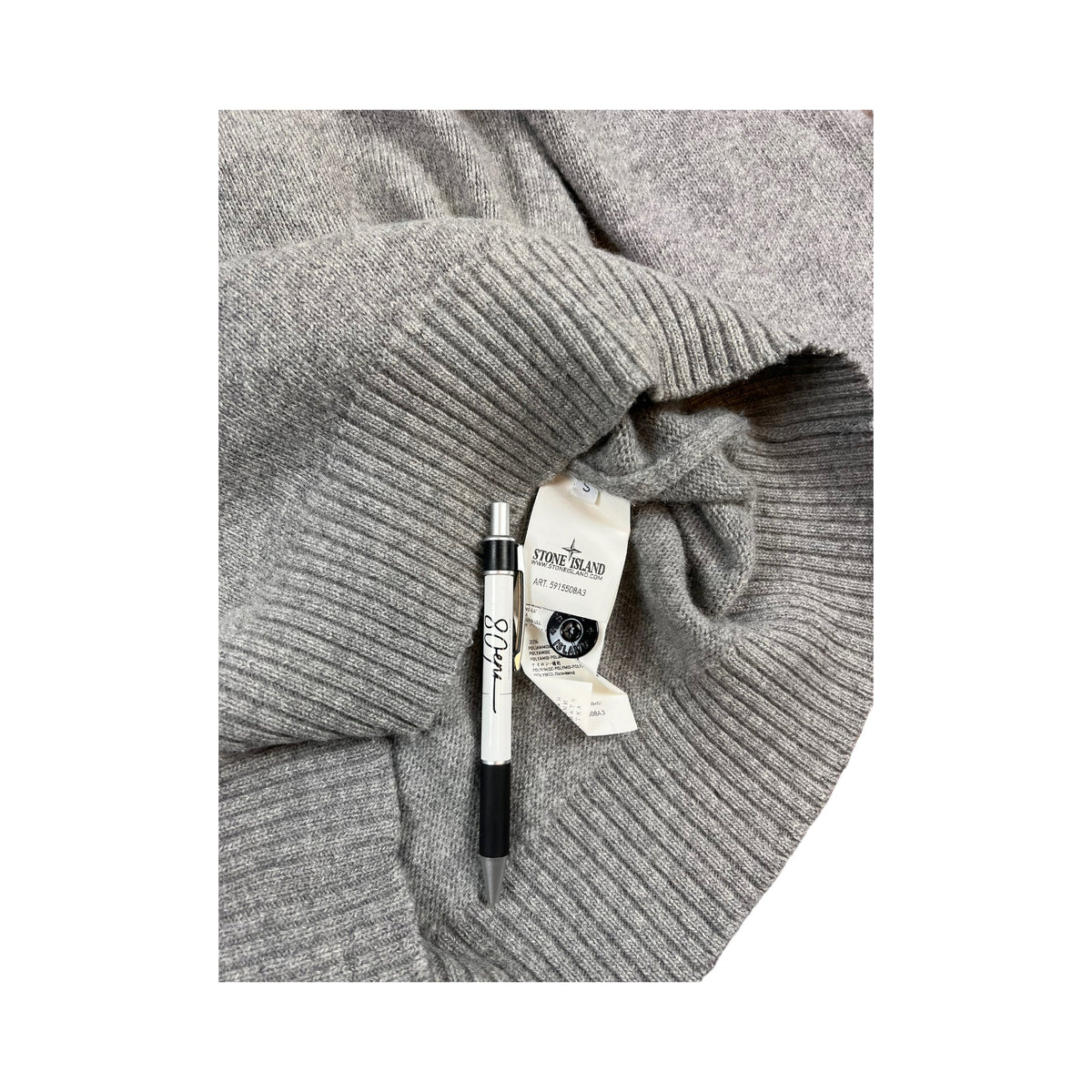 PULL ZIPÉ STONE ISLAND - NB08