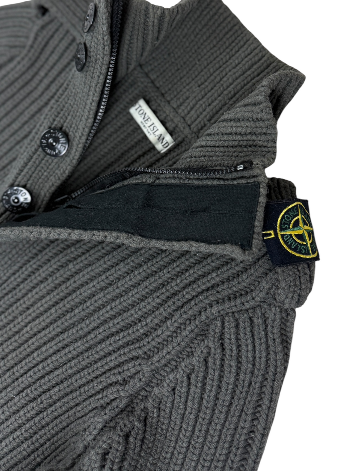 Pull Stone Island kaki taille S - Détail