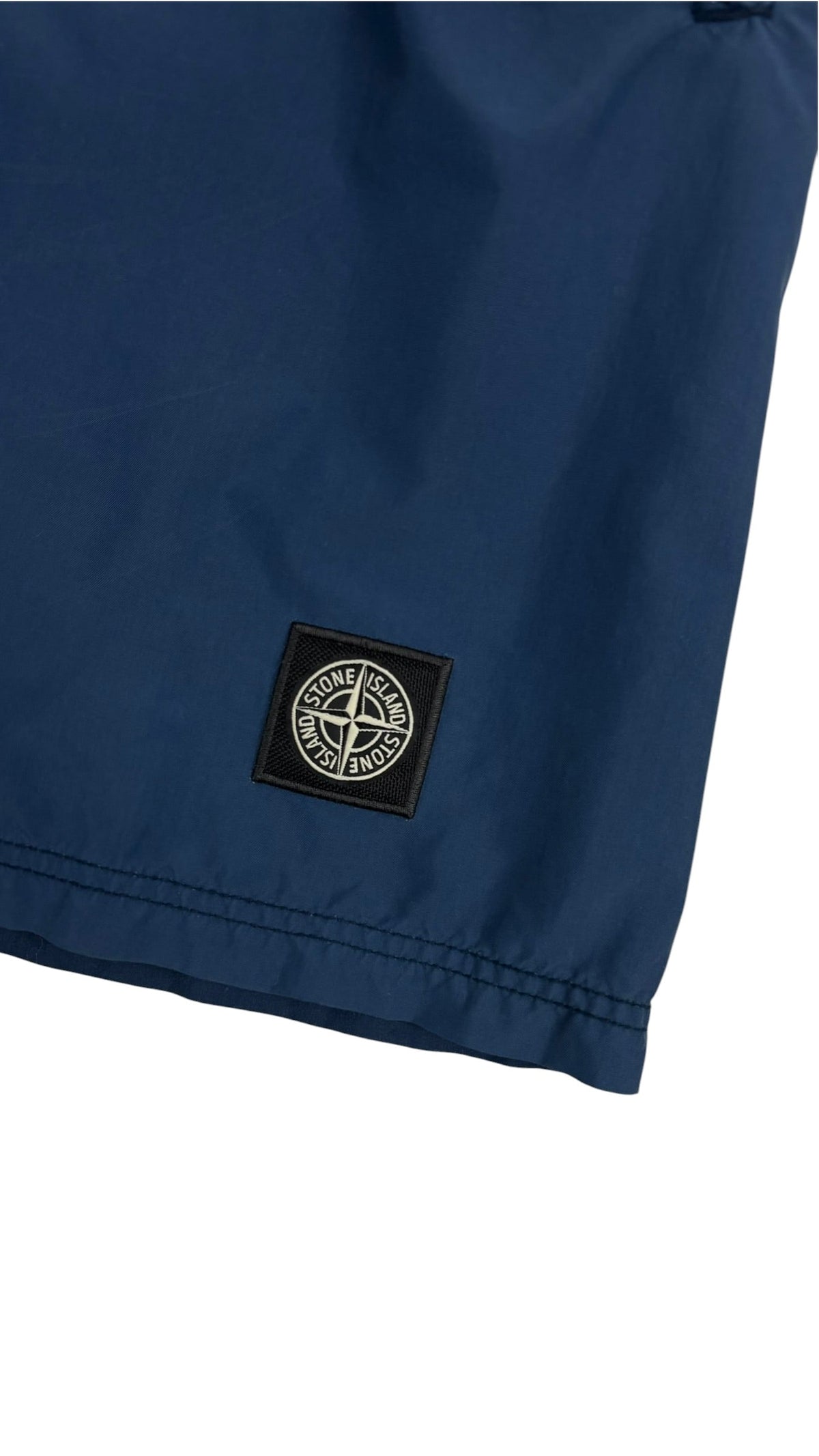 Short Stone Island marine taille S - Vue de dos