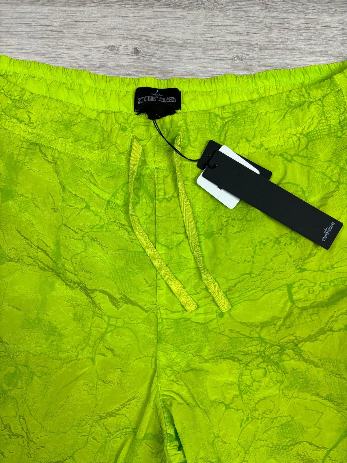 SHORT STONE ISLAND SHADOW PROJECT - NB08 SHOP