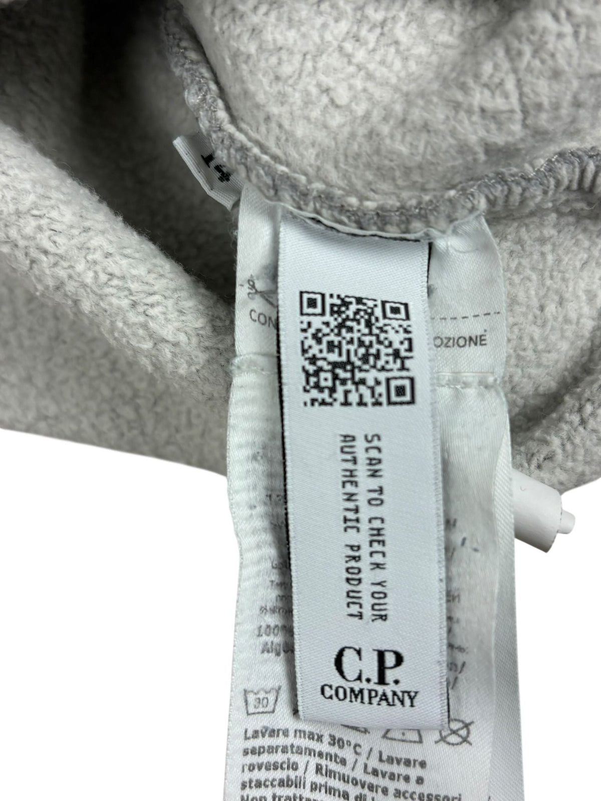 Sweat Stone Island gris taille 14 ans - Logo et étiquette