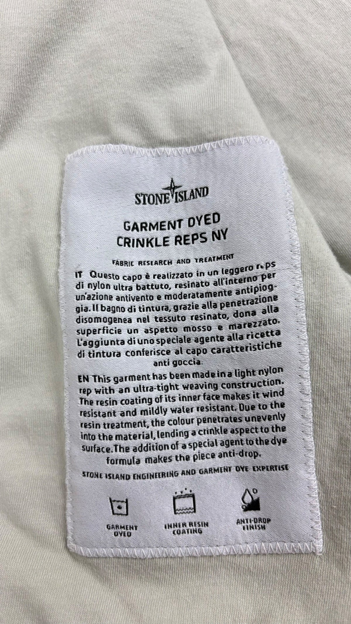 Veste Stone Island blanc cassé taille S - Logo et étiquette