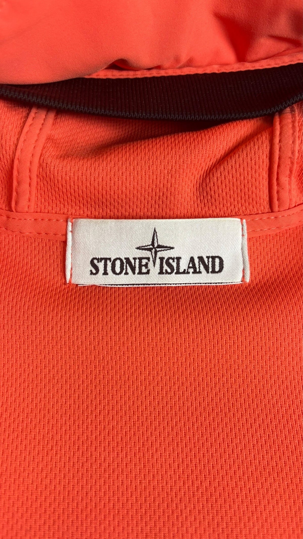 Veste Stone Island orange taille S - Détail