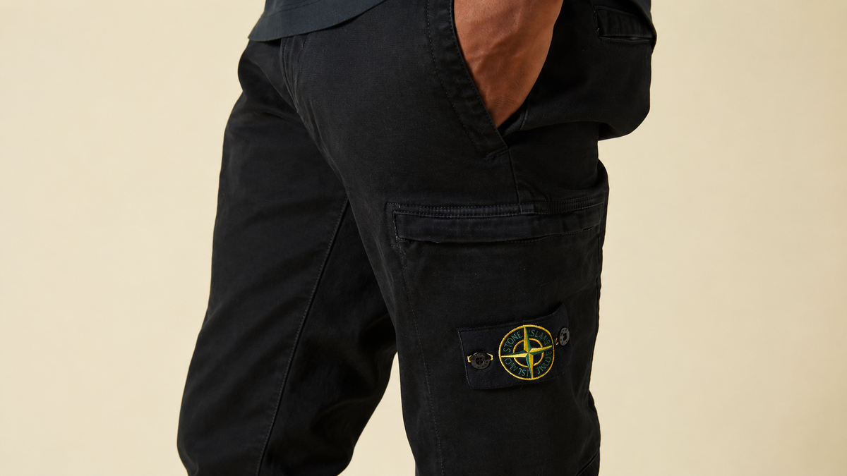 Pantalon cargo Stone Island, le guide complet
