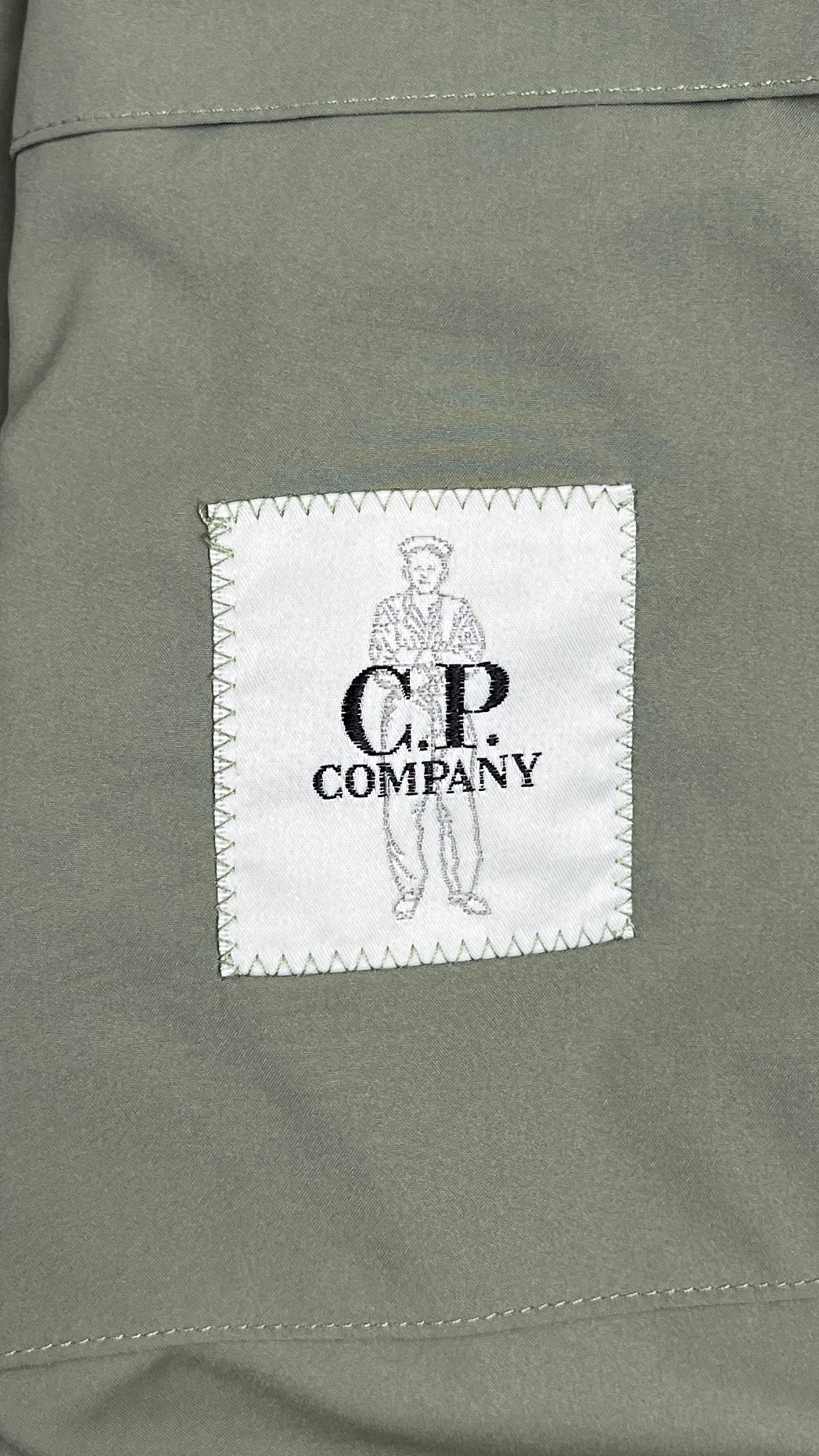 Veste à Capuche C.P Company Pro-Tek Kaki Taille 48 – photo complémentaire 4 – NB08 Shop