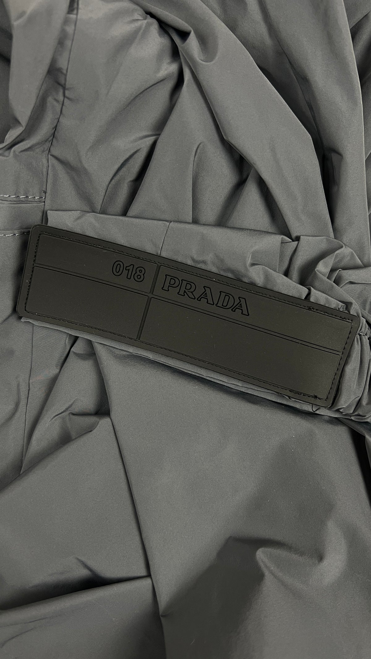 Prada nylon jogging trousers, Grey, Size 48 — additional photo 4