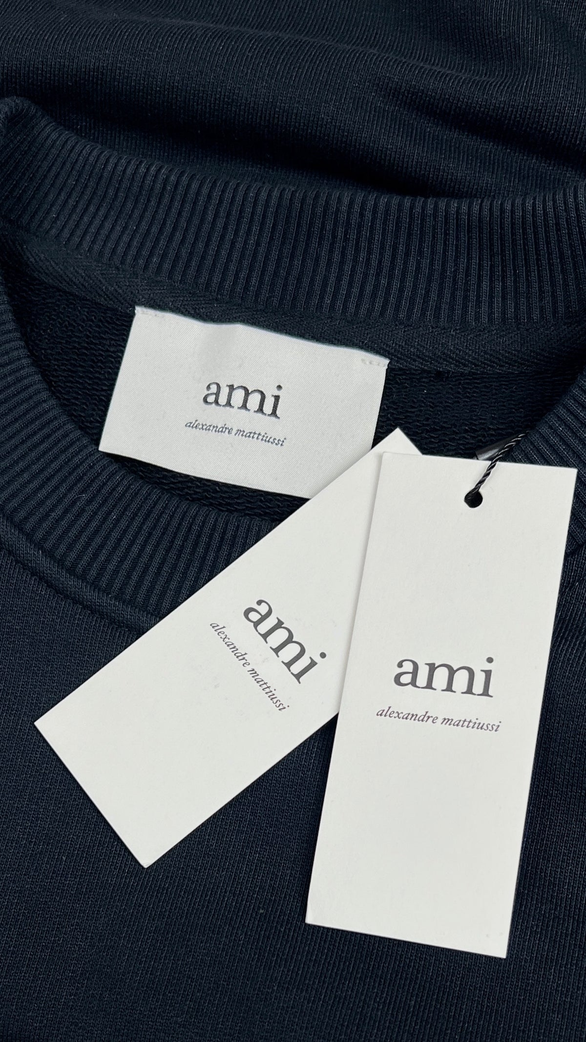 Sweatshirt Ami de Coeur AMI Paris noir neuf, broderie AMI ton sur ton sous l'encolure dos — vue 3
