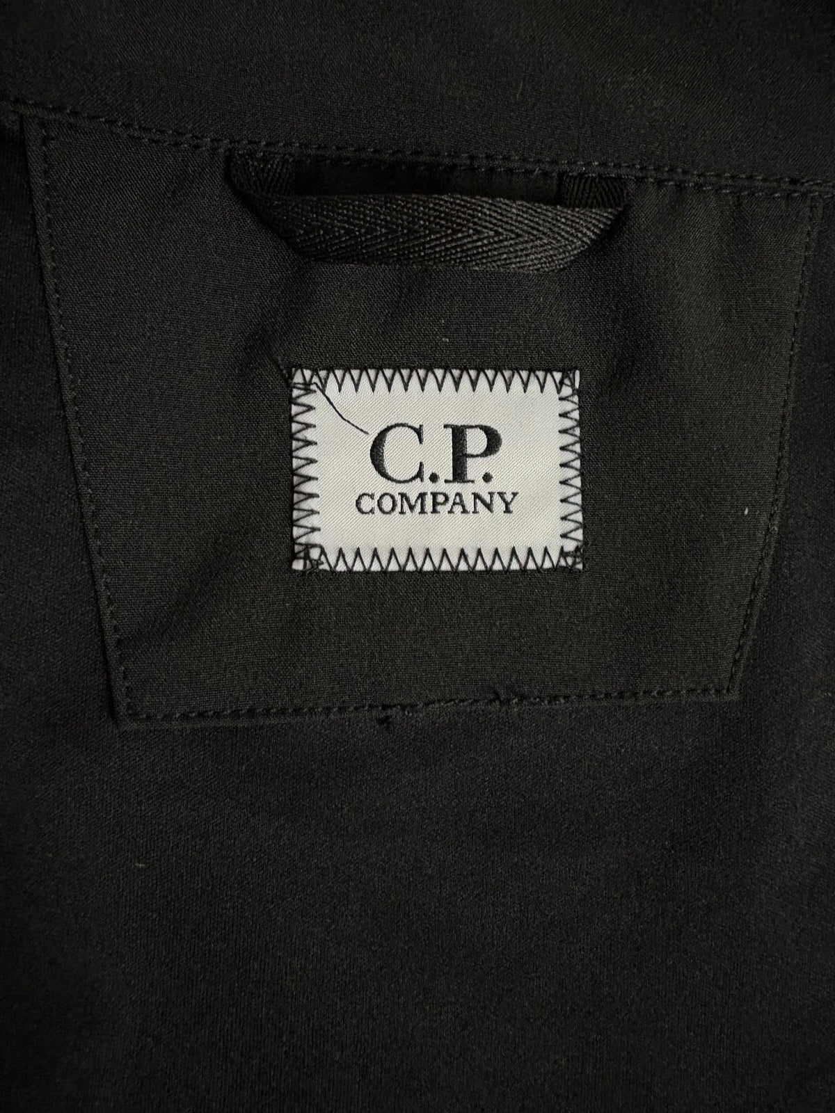 Gilet C.P Company noir taille 46 - Détail