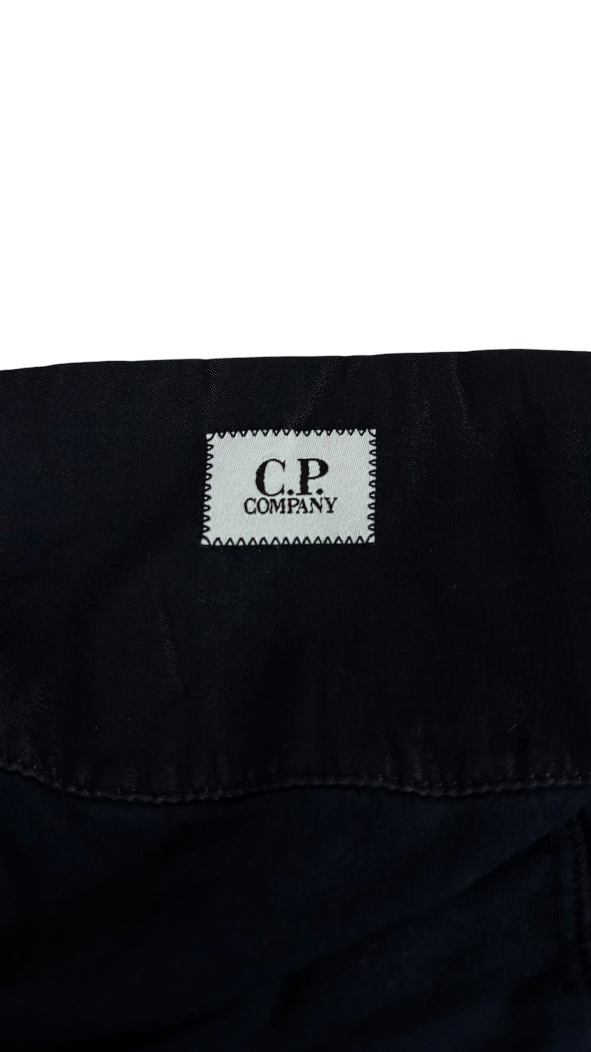 Hoodie C.P Company marine taille L - Détail