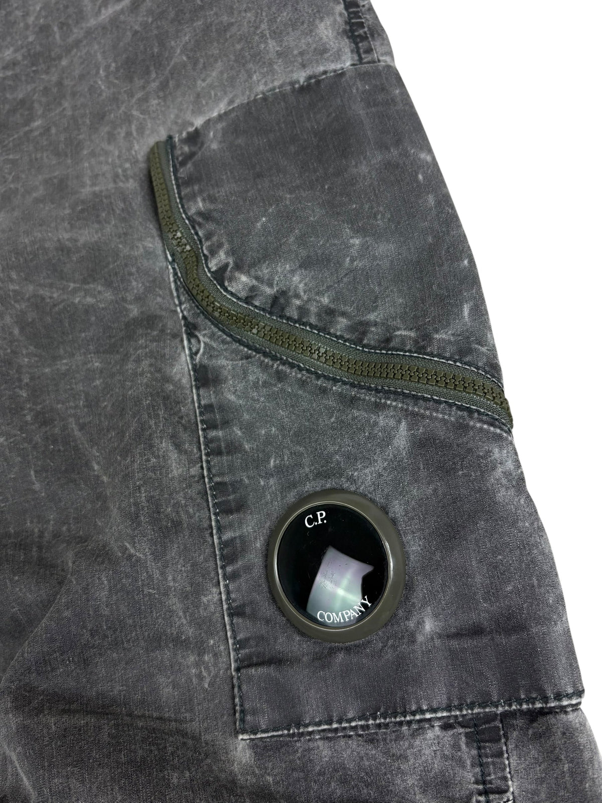 Pantalon Cargo C.P Company gris taille 48 - vue 2