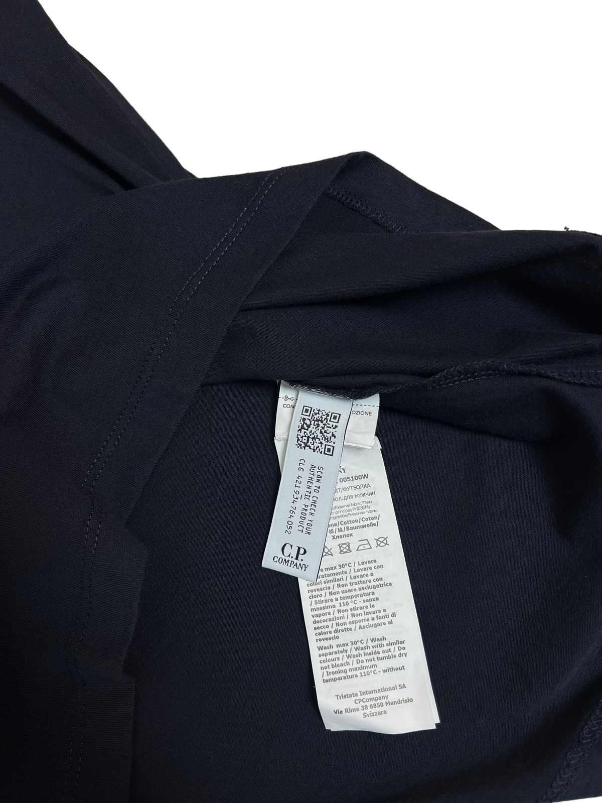 Pull C.P Company bleu marine taille M - Détail