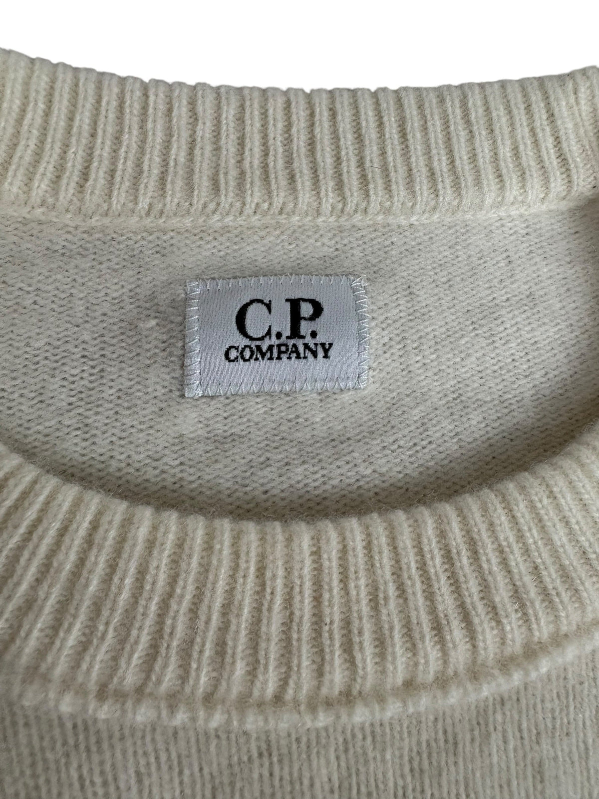 Pull C.P Company crème taille 48 - Détail