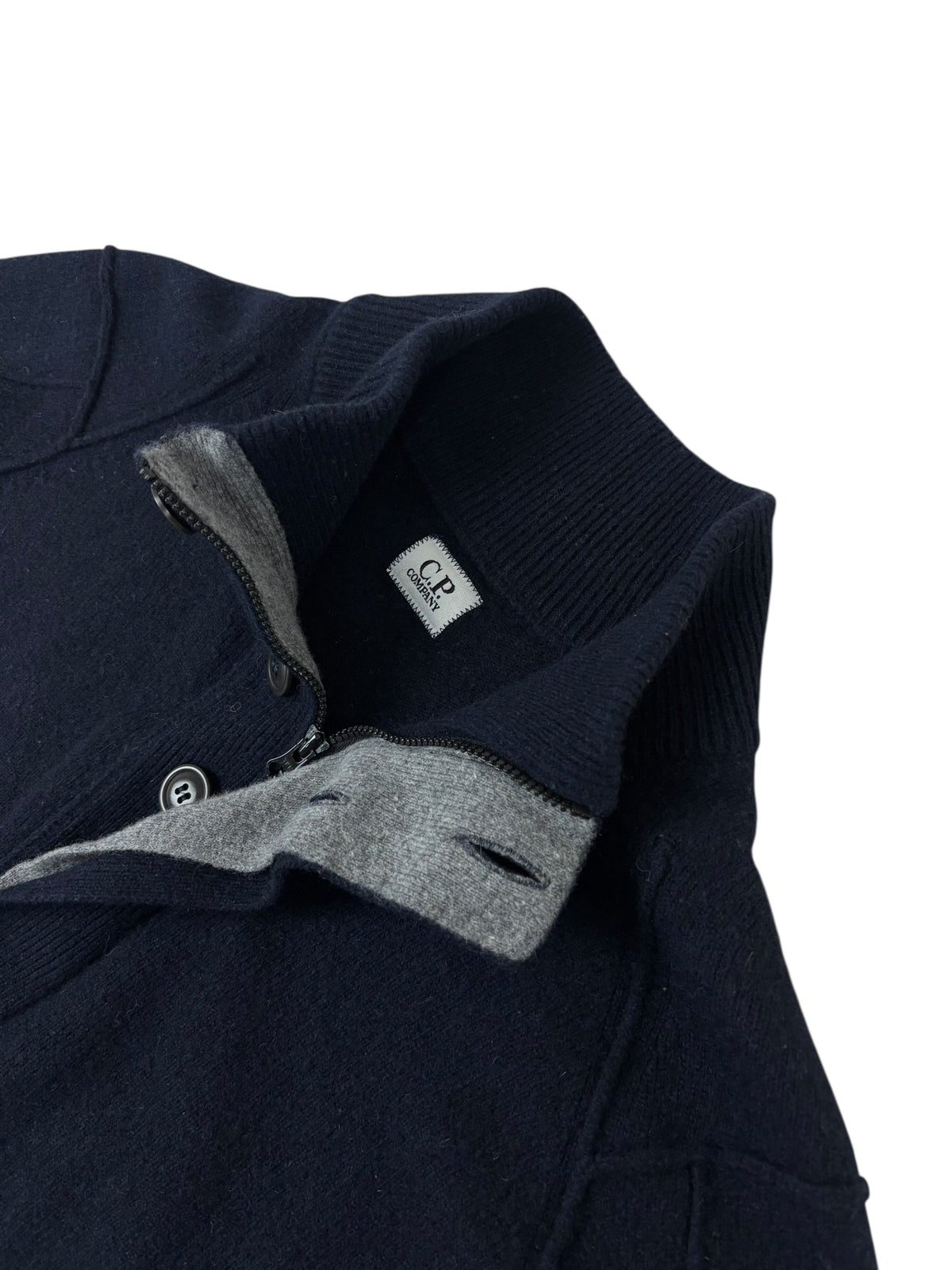 Pull C.P Company marine taille 54 - Détail