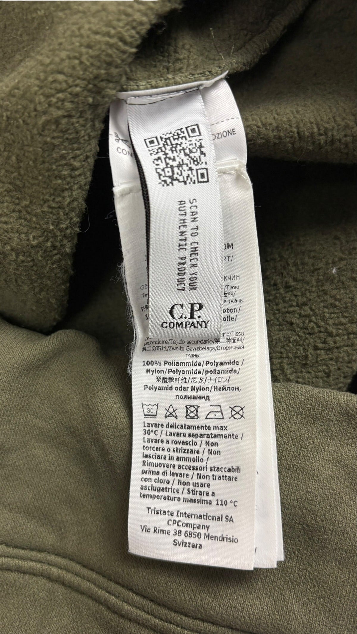 Sweat C.P Company kaki taille L - Logo et étiquette