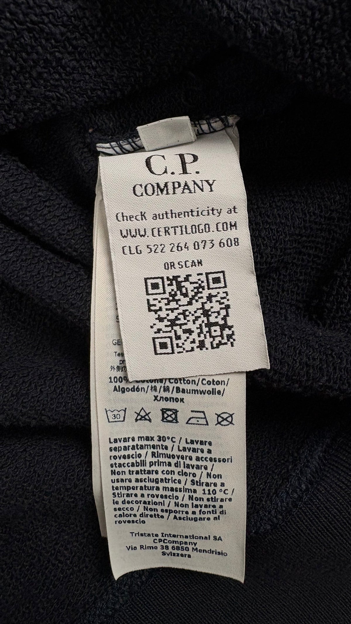 Sweat C.P Company marine taille 10 ans - Logo et étiquette
