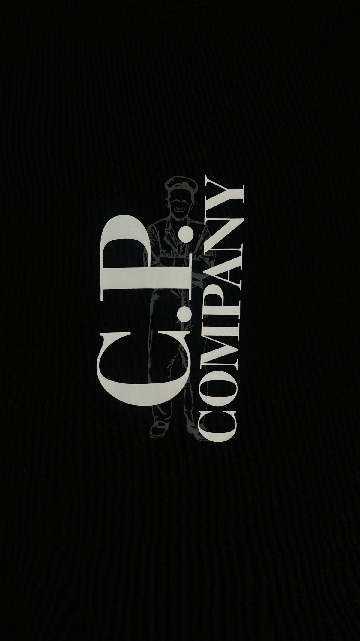 Tee-shirt C.P Company 30/1 Jersey Logo Vertical noir, détail étiquettes et finitions — vue 3