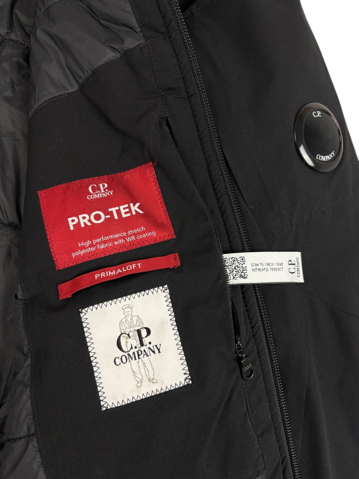 Veste C.P Company noir taille 46 - Logo et étiquette