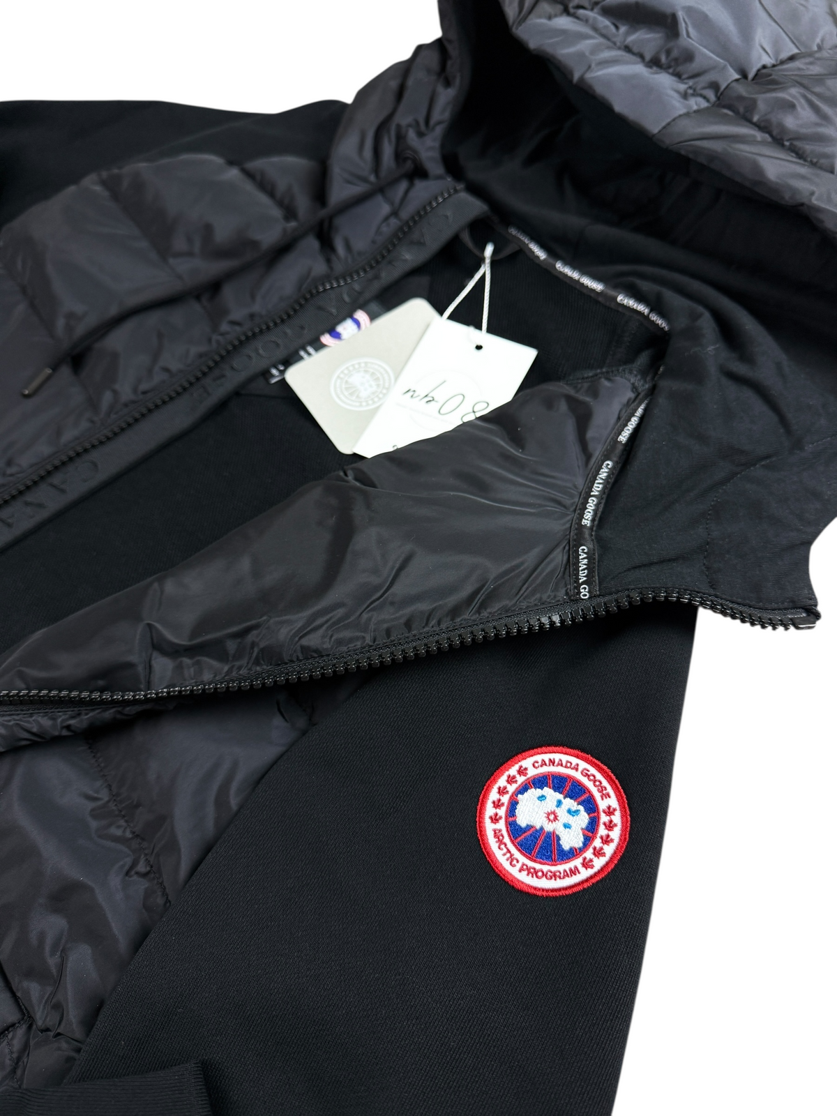 Cardigan Canada Goose noir - Logo et étiquette d'authenticité