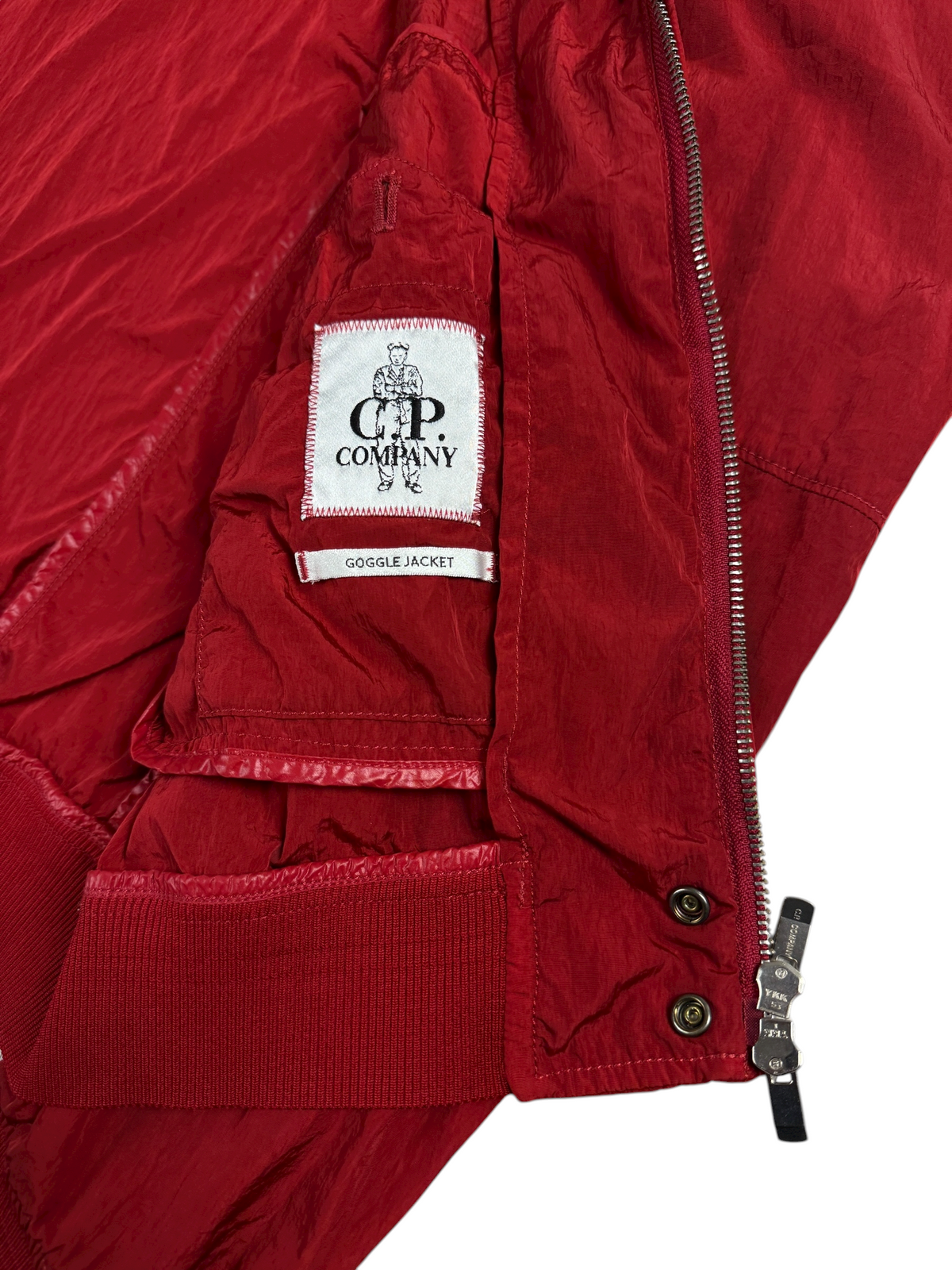 Veste CP Company rouge taille 50 - Logo et étiquette
