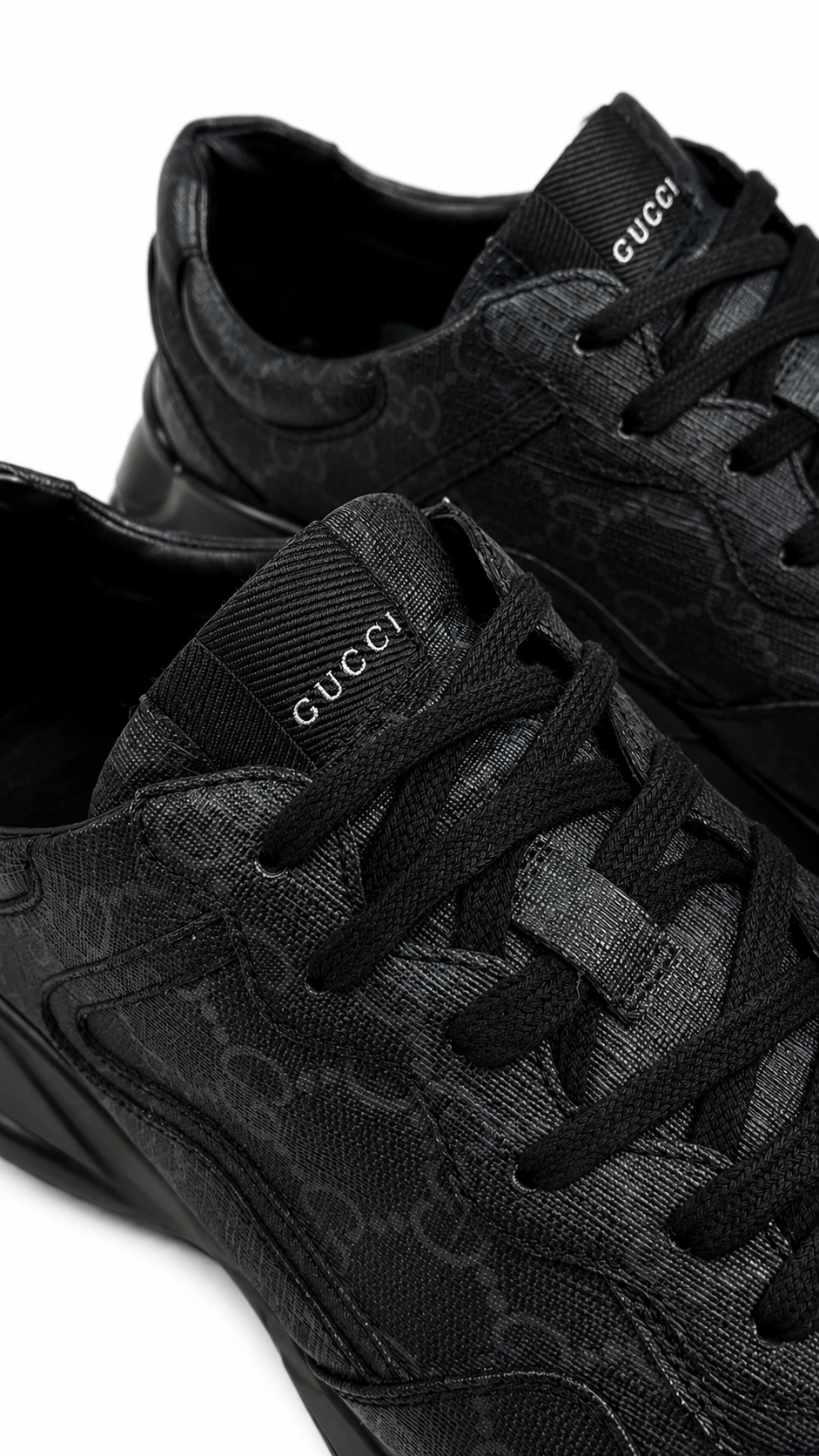 Sneakers Gucci GG Rhyton Black Monogram noir pointure 41.5, détail matière et finitions — vue 4