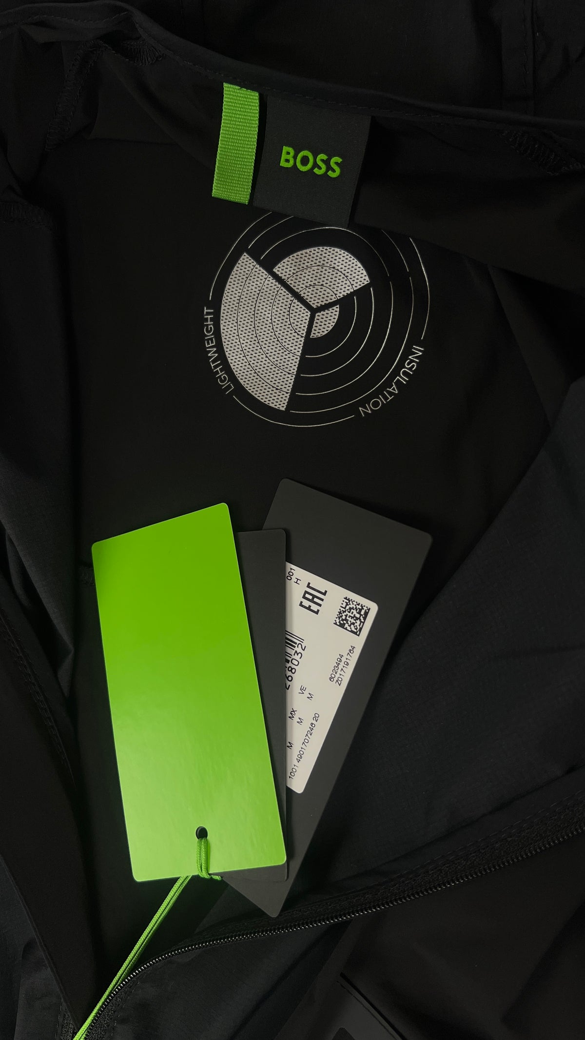 Veste à Capuche Hugo Boss D-Namix noir, détail étiquettes et finitions — vue 4