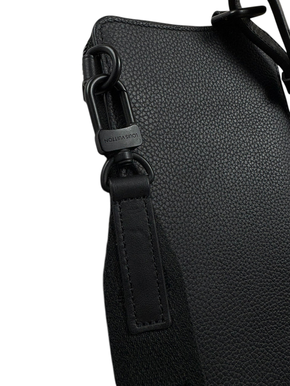 Sac Louis Vuitton noir taille Petit Modèle - Vue 7