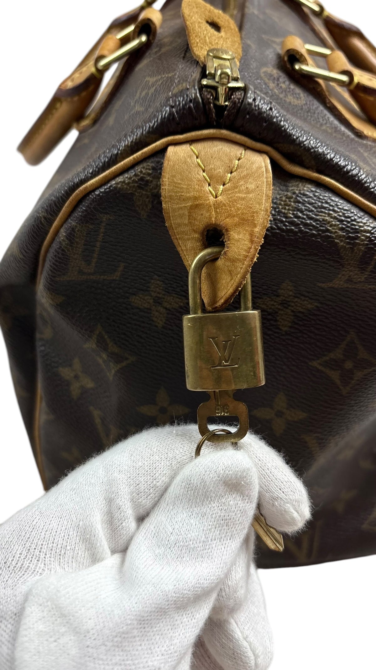 Sac Louis Vuitton Speedy 30 toile Monogram marron, vue de côté — vue 3